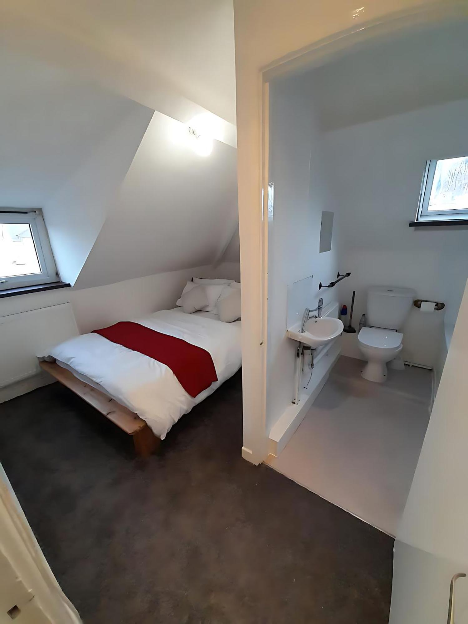 Entire Victoria Park Cardiff Apartment With Free Street Parking Bus 17 And 18 Direct To Cardiff City Centre, Fast Free Wi-Fi ภายนอก รูปภาพ